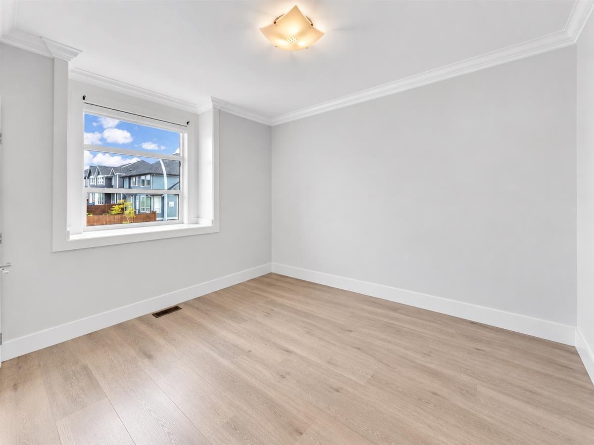 16520 20a Avenue, Surrey, British Columbia  V3Z 0X6 - Photo 10 - R3173084