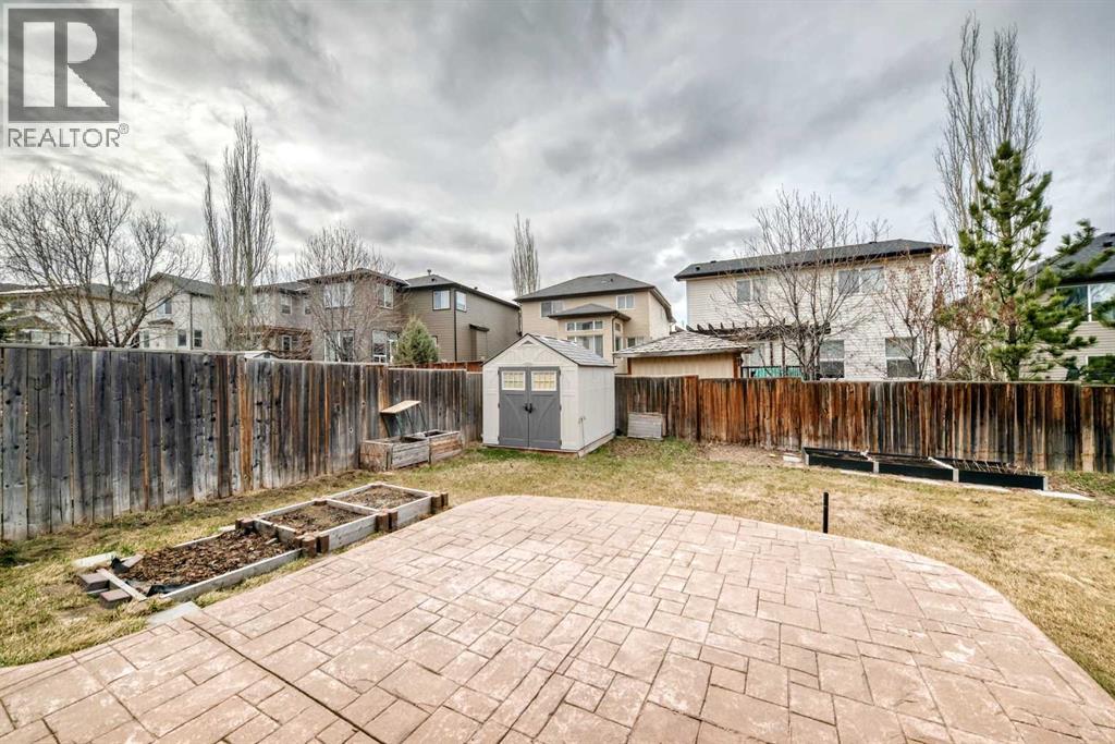 225 Kincora Heights NW