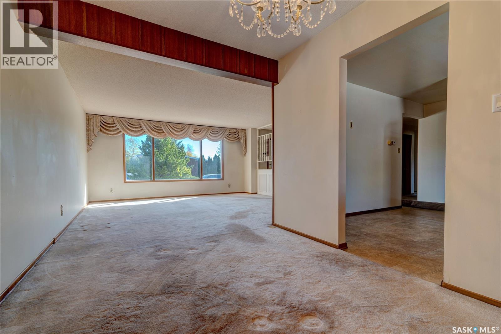 5 Wheaton Crescent, Regina, Saskatchewan  S4S 2Z3 - Photo 7 - SK050671