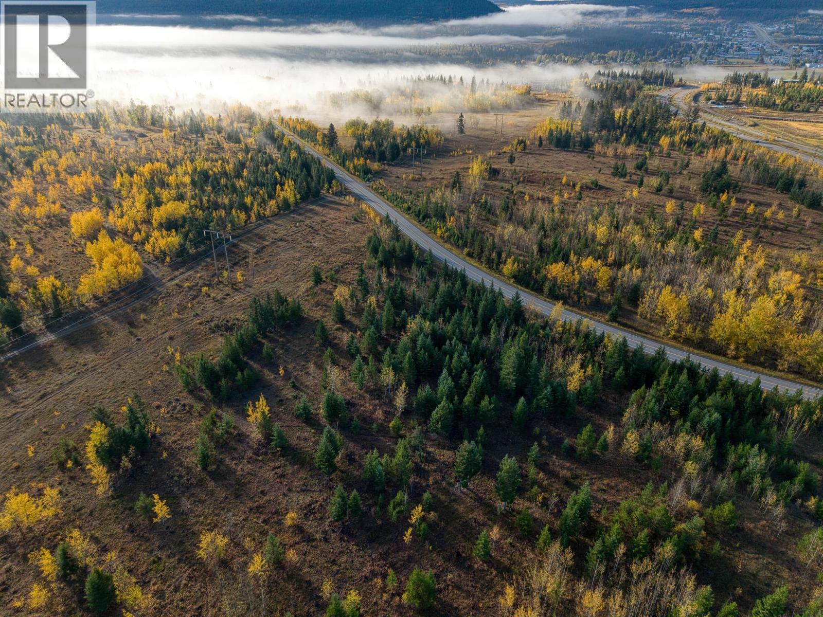 25 Cariboo 97 Highway, 100 Mile House, British Columbia  V0K 2E1 - Photo 10 - R3128527