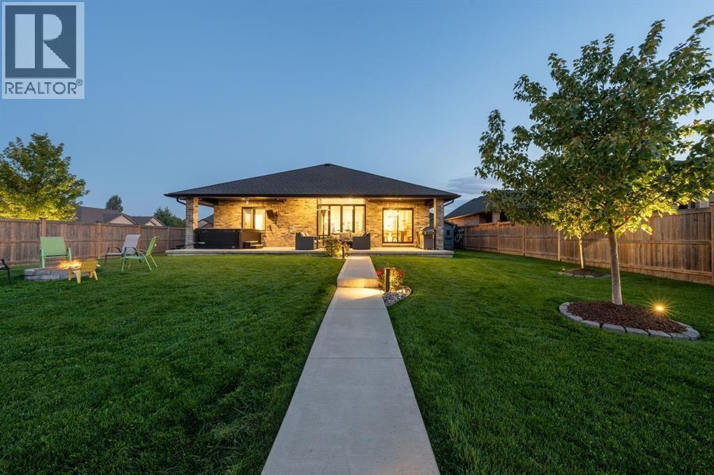 3939 Arie Court, Plympton-Wyoming, Ontario  N0N 1E0 - Photo 42 - 26022608