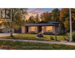 101 MEADOW HEIGHTS DRIVE, Bracebridge, Ontario