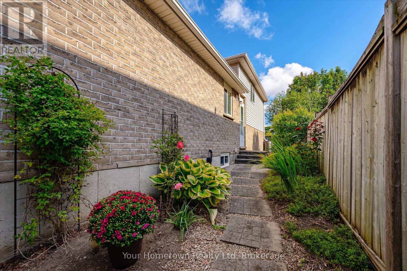 45 Peglar Crescent, Centre Wellington, Ontario  N1M 3T3 - Photo 33 - X13874872
