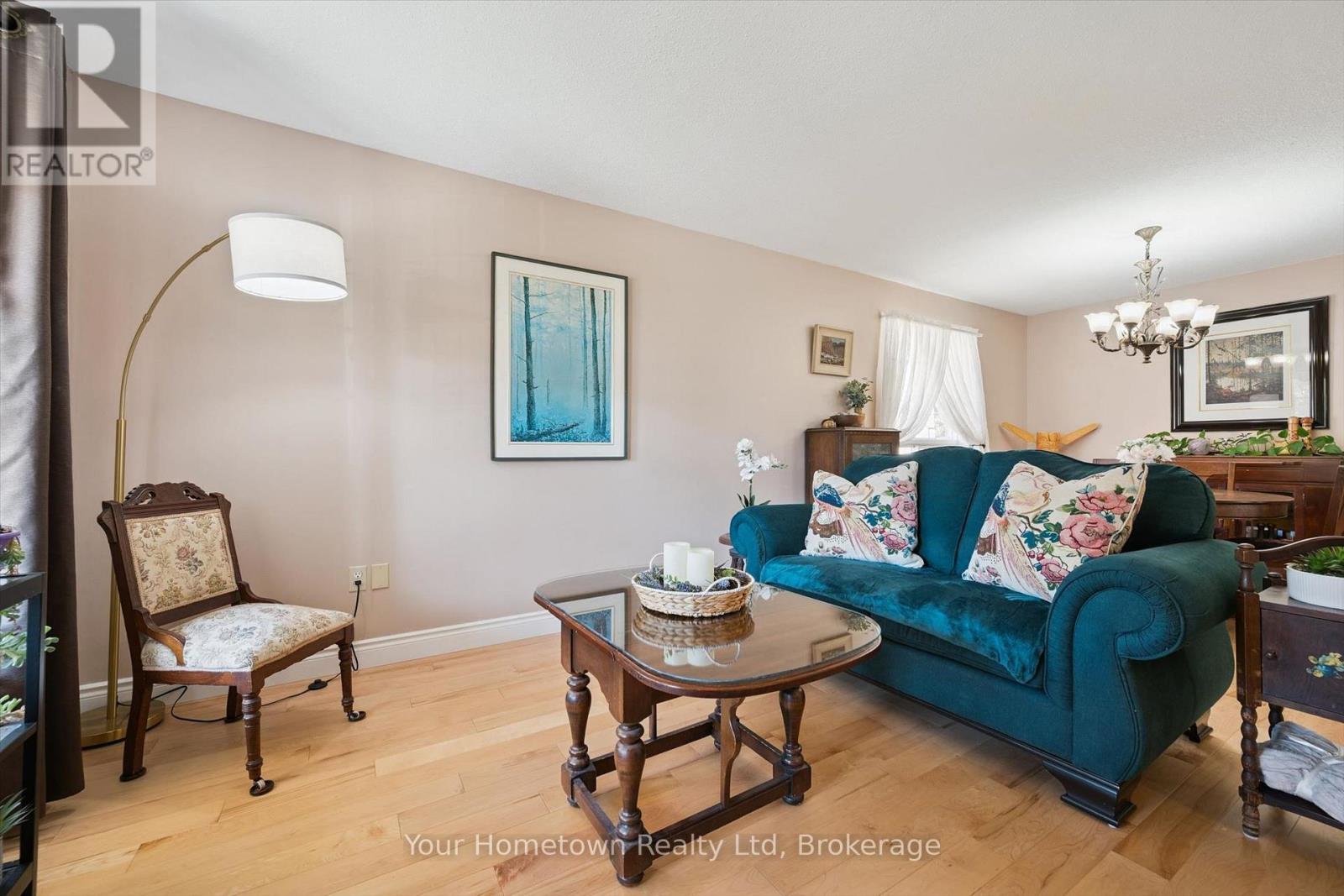 45 Peglar Crescent, Centre Wellington, Ontario  N1M 3T3 - Photo 8 - X13874872