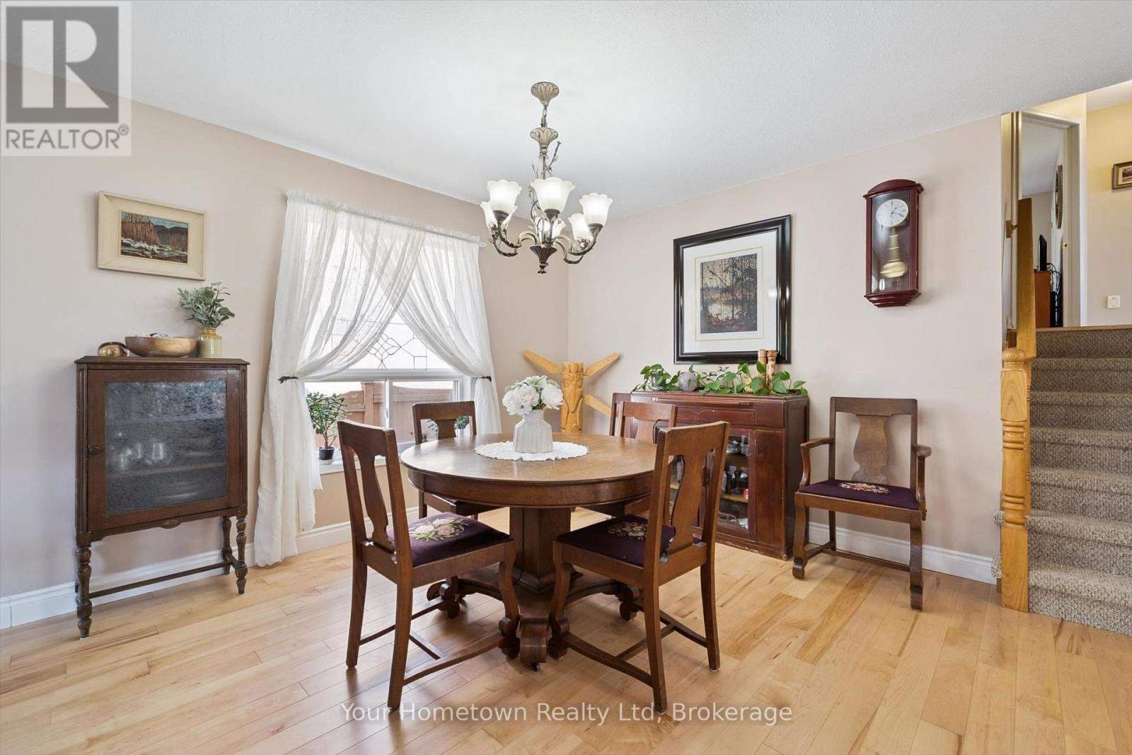 45 Peglar Crescent, Centre Wellington, Ontario  N1M 3T3 - Photo 9 - X13874872