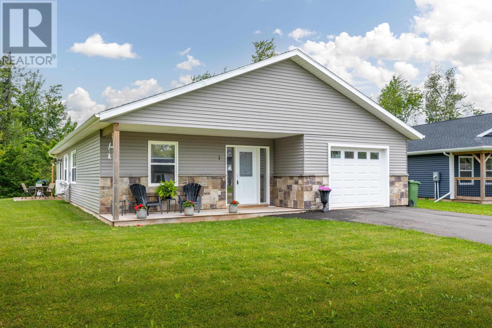 1 Balderston Court, Stratford, Prince Edward Island  C1B 4H1 - Photo 1 - 202625349