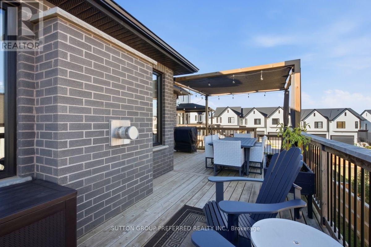 1928 Trailsway Drive, London South, Ontario  N6K 0K7 - Photo 32 - X13874906
