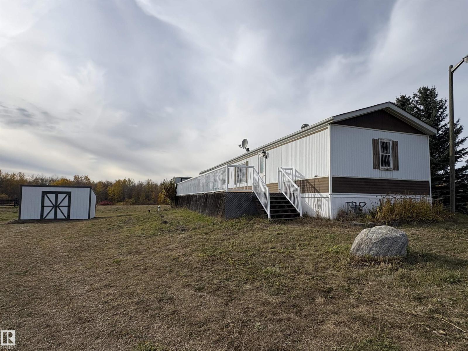 43 50106 Rge Rd 200
