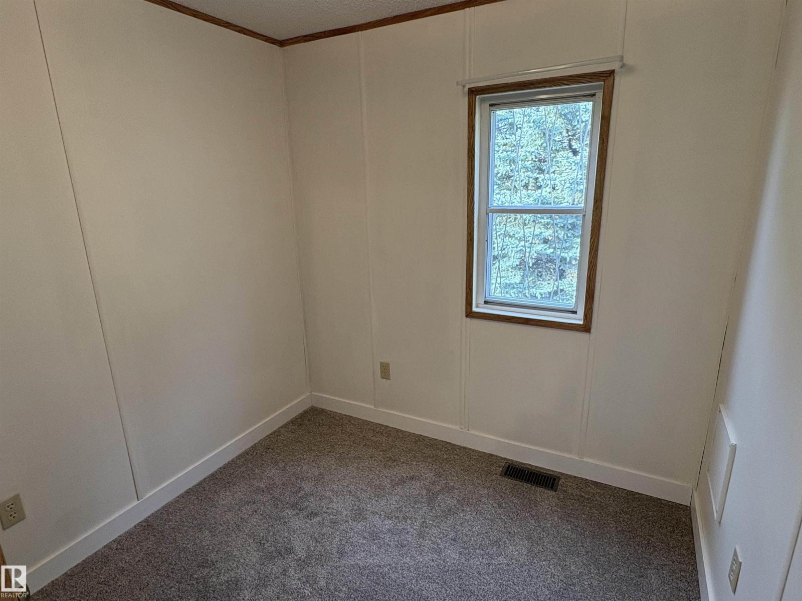 43 50106 Rge Rd 200