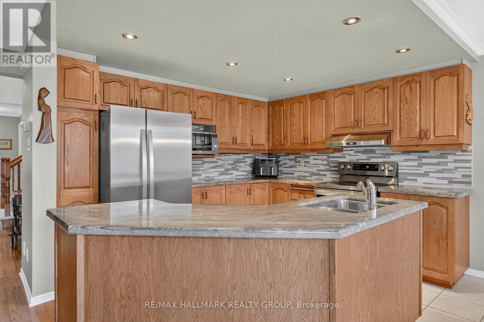 11 Wycliffe Street, Ottawa, Ontario  K2G 5L7 - Photo 13 - X13874876