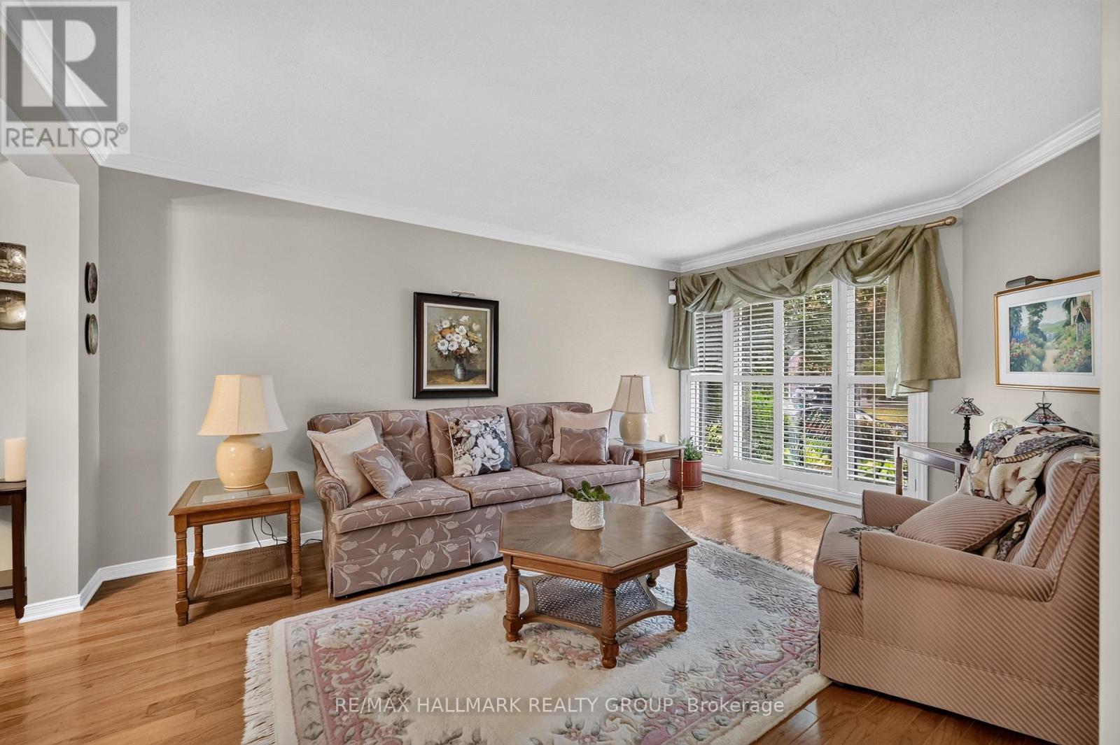 11 Wycliffe Street, Ottawa, Ontario  K2G 5L7 - Photo 4 - X13874876