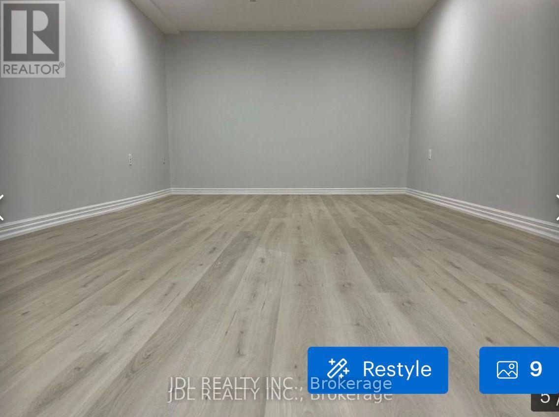 KITCHEN MAIN/2 BEDS BSMT - 13 PAWNEE AVE AVENUE