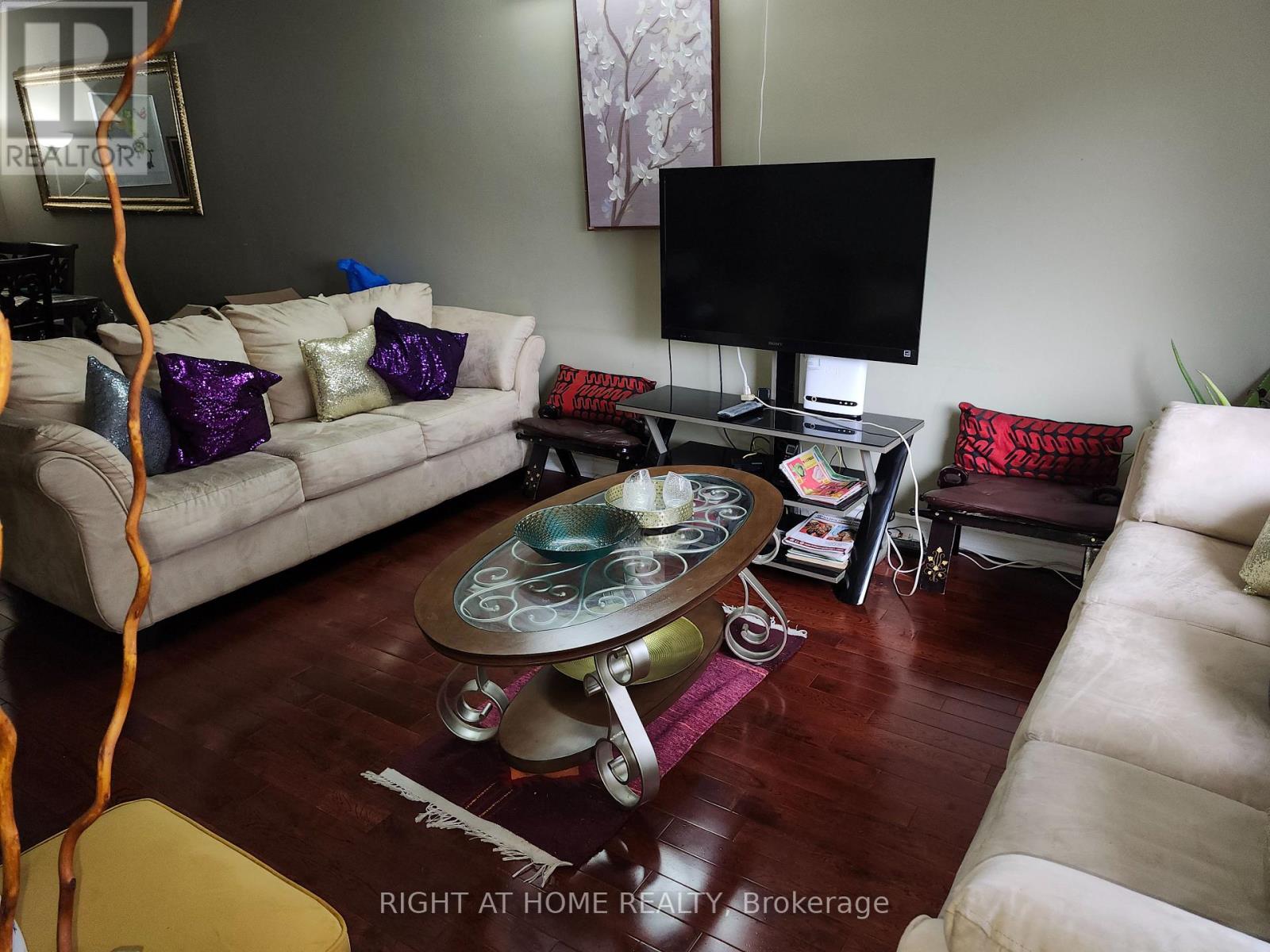 52 Bakerton Drive, Toronto (Woburn), Ontario  M1J 2T5 - Photo 4 - E13874842