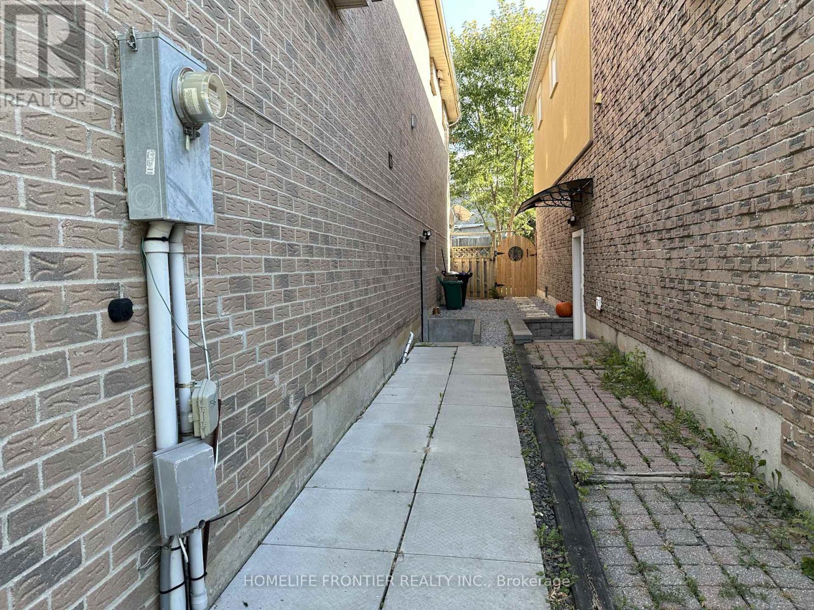 Lower - 29 Constellation Crescent, Richmond Hill (Observatory), Ontario  L4C 8J8 - Photo 2 - N13874828