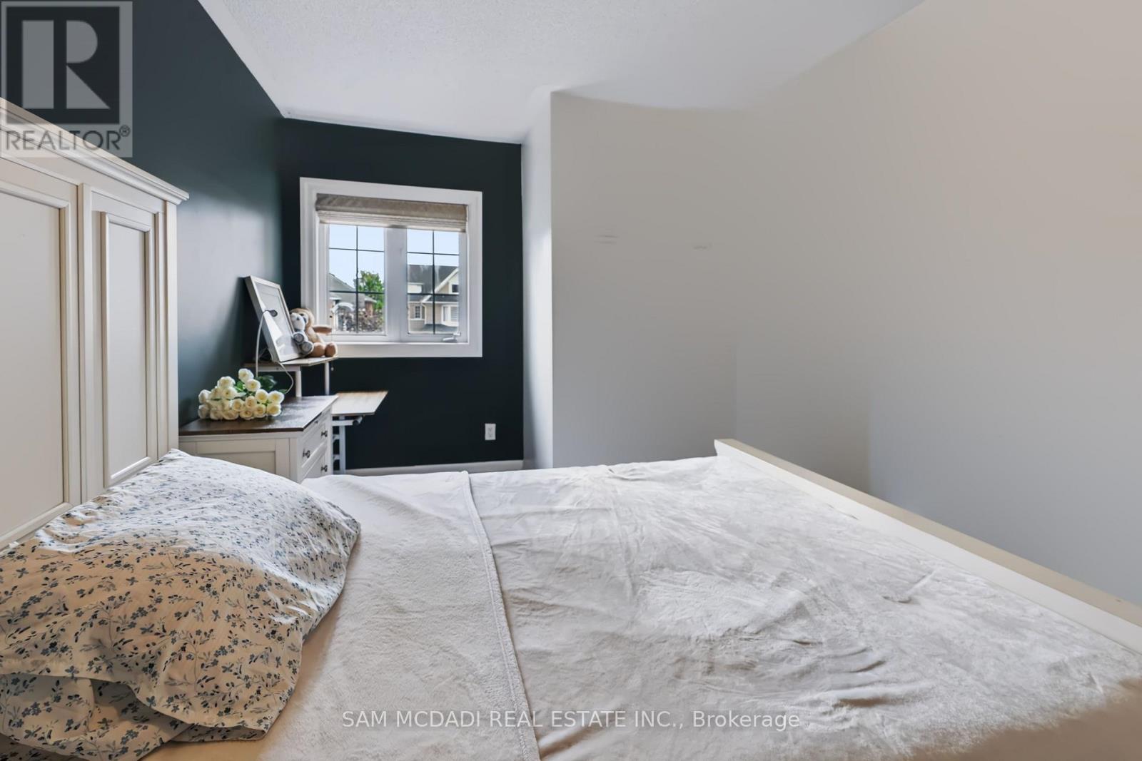 7562 Magistrate Terrace, Mississauga, Ontario  L5W 1L3 - Photo 16 - W13874830