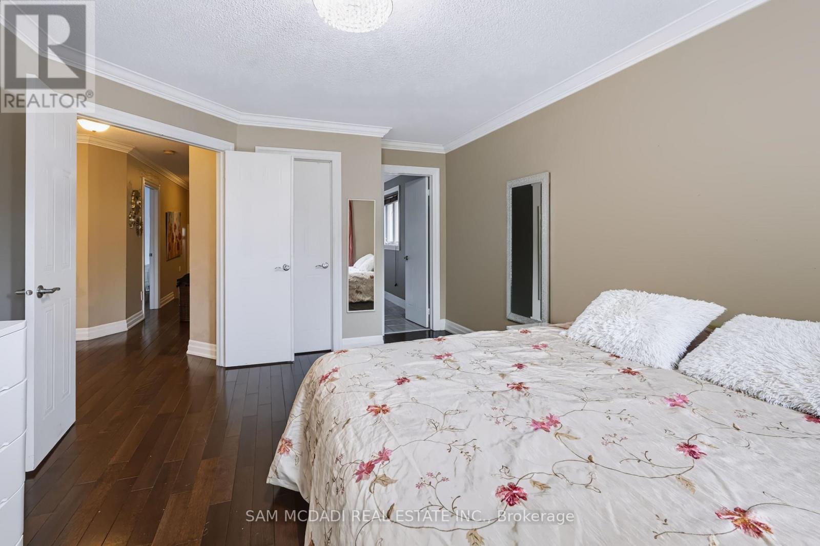 7562 Magistrate Terrace, Mississauga, Ontario  L5W 1L3 - Photo 28 - W13874830