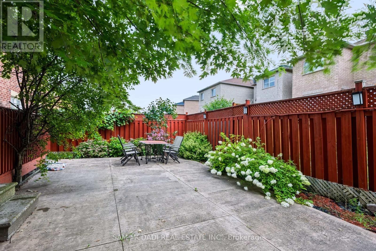7562 Magistrate Terrace, Mississauga, Ontario  L5W 1L3 - Photo 41 - W13874830
