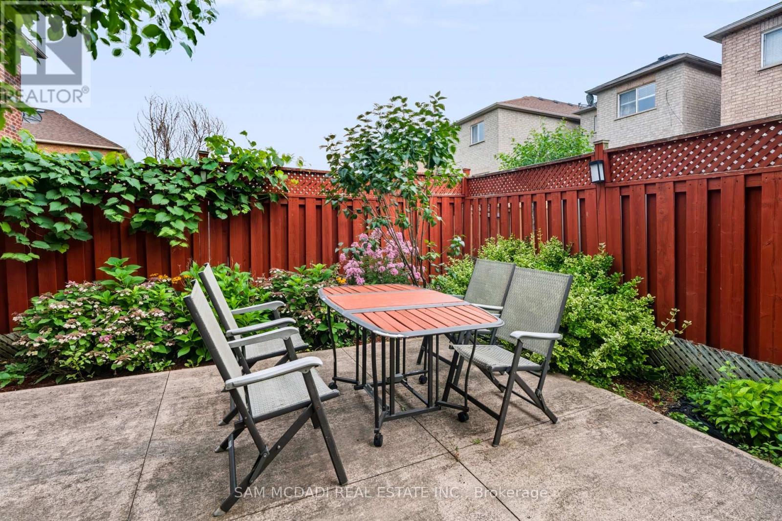 7562 Magistrate Terrace, Mississauga, Ontario  L5W 1L3 - Photo 42 - W13874830