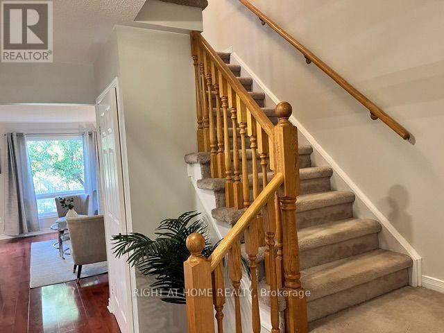 2081 Golden Orchard Trail Trail, Oakville, Ontario  L6M 3W8 - Photo 12 - W13874864