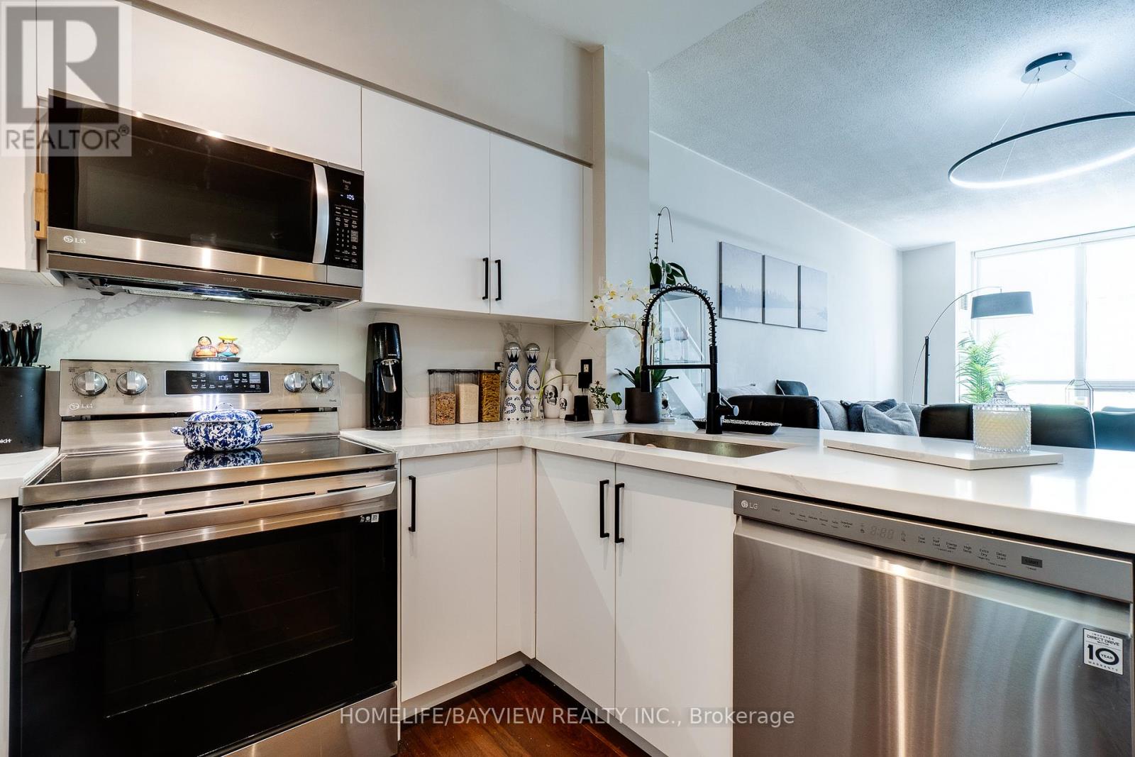 315 - 185 Legion Road N, Toronto, Ontario  M8Y 0A1 - Photo 6 - W13874898