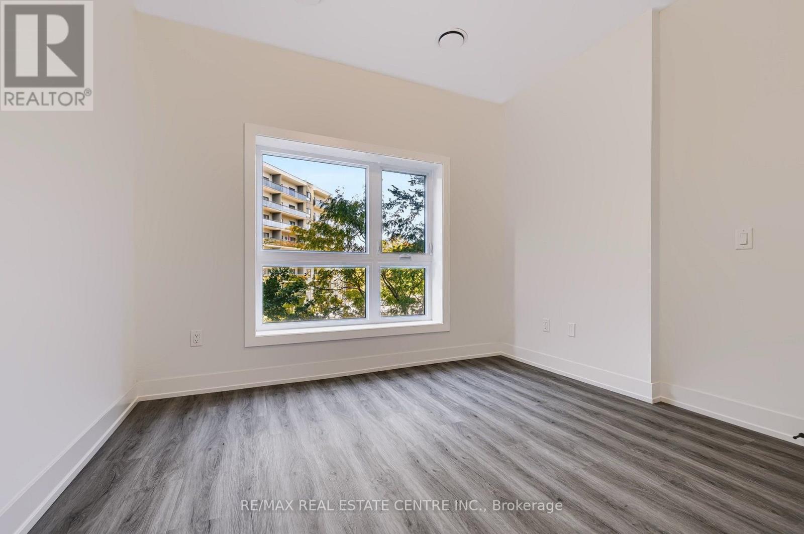 106 - 1000 Lackner Place, Kitchener, Ontario  N2A 4A8 - Photo 15 - X13874882