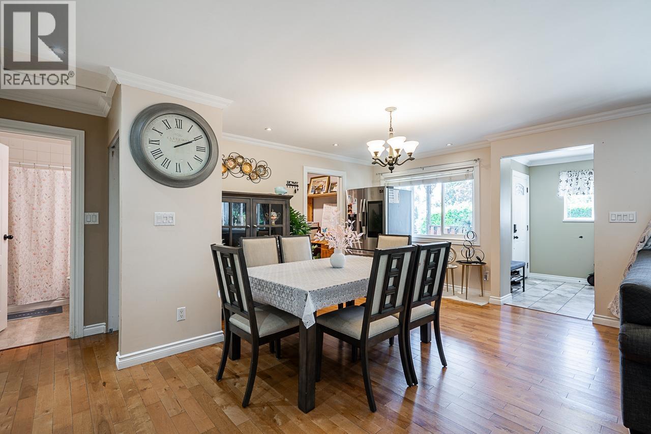 12214 211 Street, Maple Ridge, British Columbia  V2X 8C9 - Photo 10 - R3171681