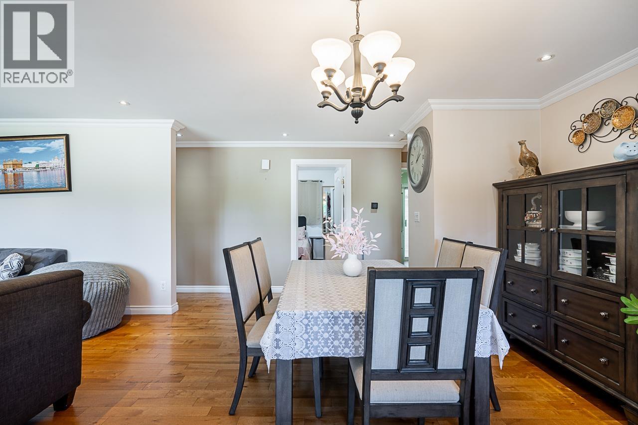 12214 211 Street, Maple Ridge, British Columbia  V2X 8C9 - Photo 11 - R3171681