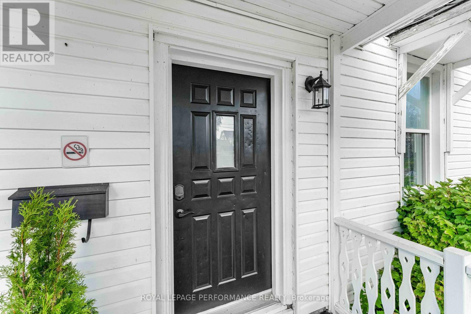 3-5 Mary Street N, Smiths Falls, Ontario  K7A 3R6 - Photo 2 - X13874990