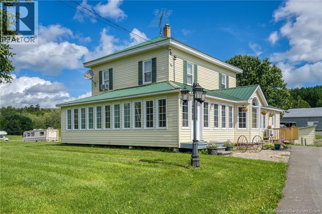 15284 Route 105, Drummond, New Brunswick  E3Y 2G9 - Photo 1 - NB149268