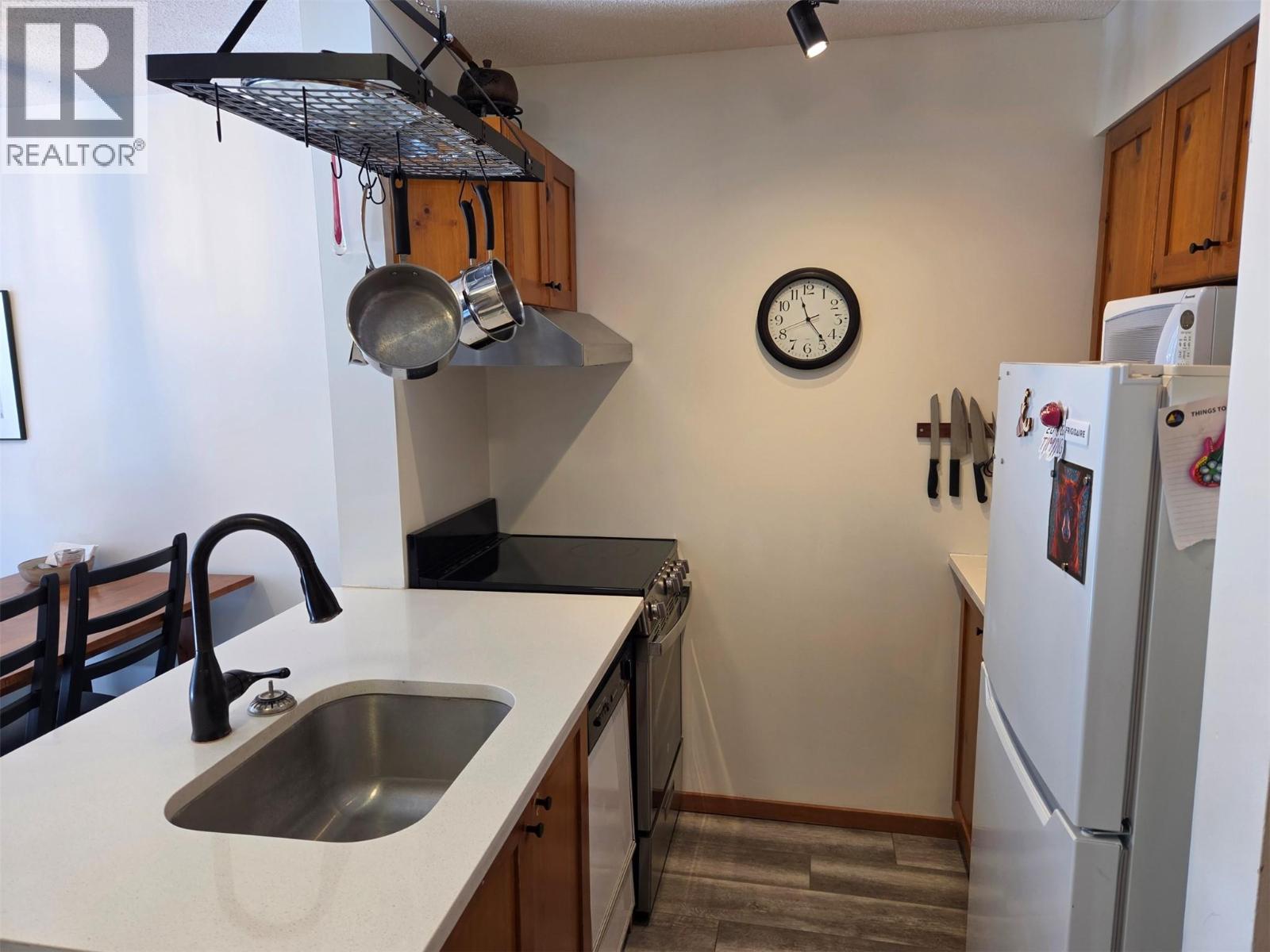 2050 Summit Drive Unit# 303, Panorama, British Columbia  V0A 1T0 - Photo 12 - 10403002