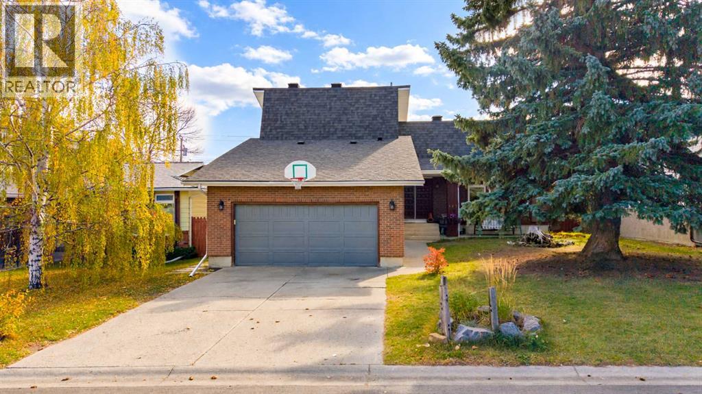 367 Norseman Road NW, Calgary, Alberta  T2K 5N8 - Photo 1 - A2349742