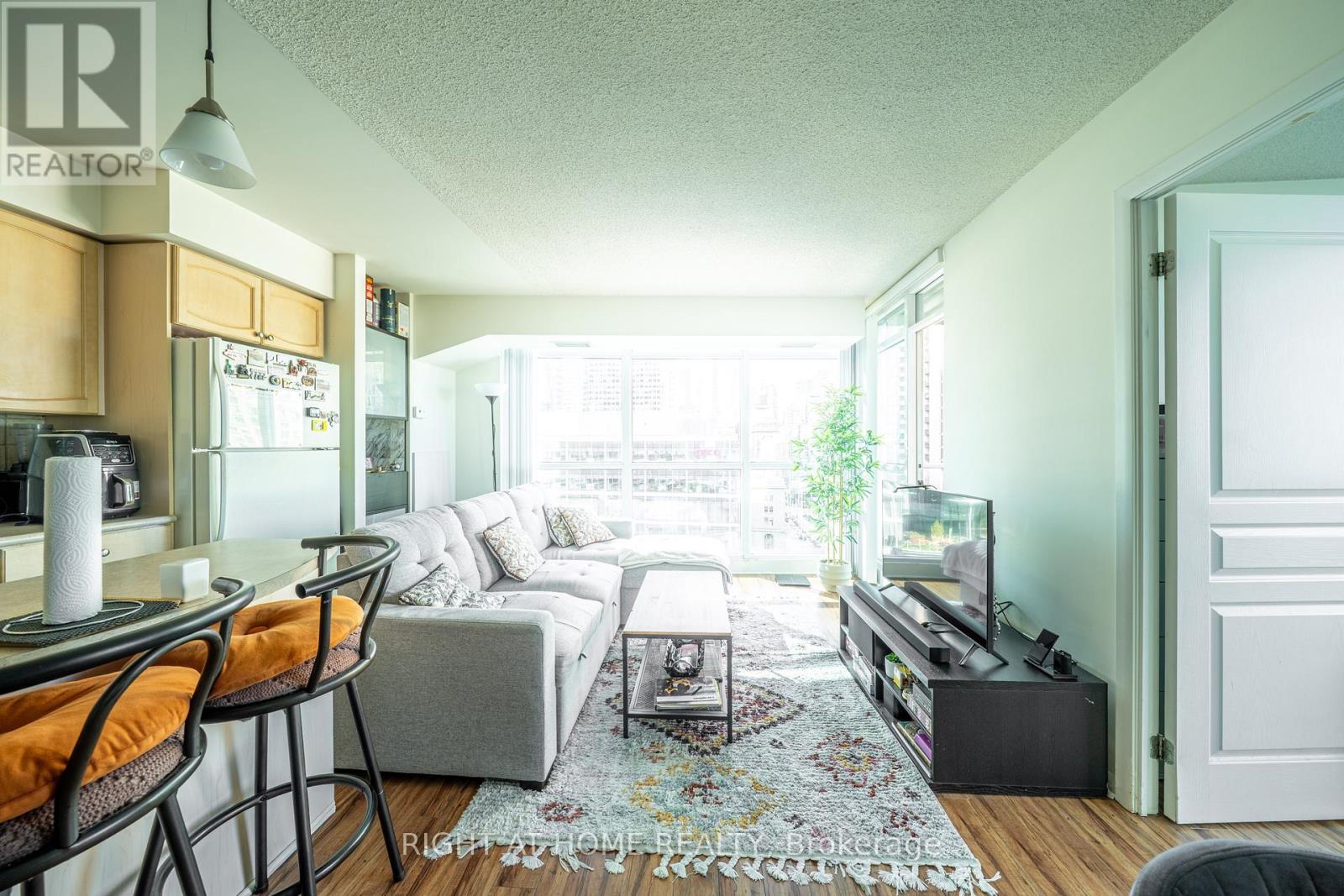 1405 - 18 Yonge Street, Toronto, Ontario  M5E 1Z8 - Photo 10 - C13849664