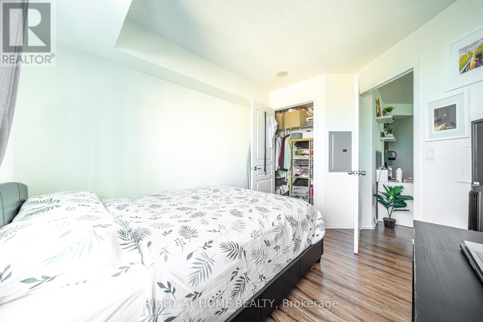1405 - 18 Yonge Street, Toronto, Ontario  M5E 1Z8 - Photo 18 - C13849664