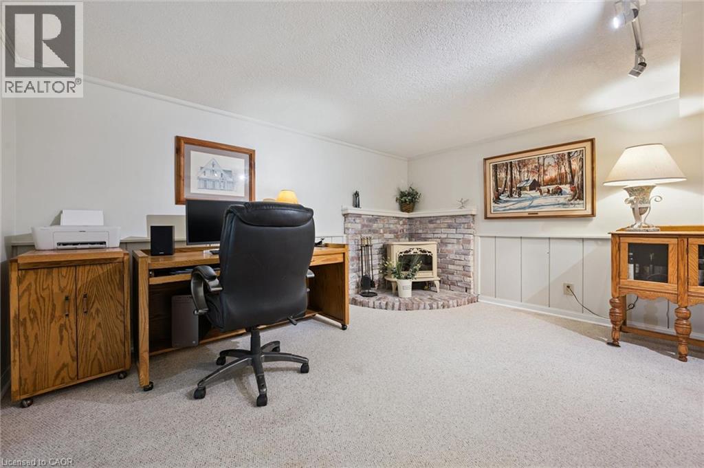 172 Laurentian Drive, Kitchener, Ontario  N2E 1Y3 - Photo 23 - 40866892