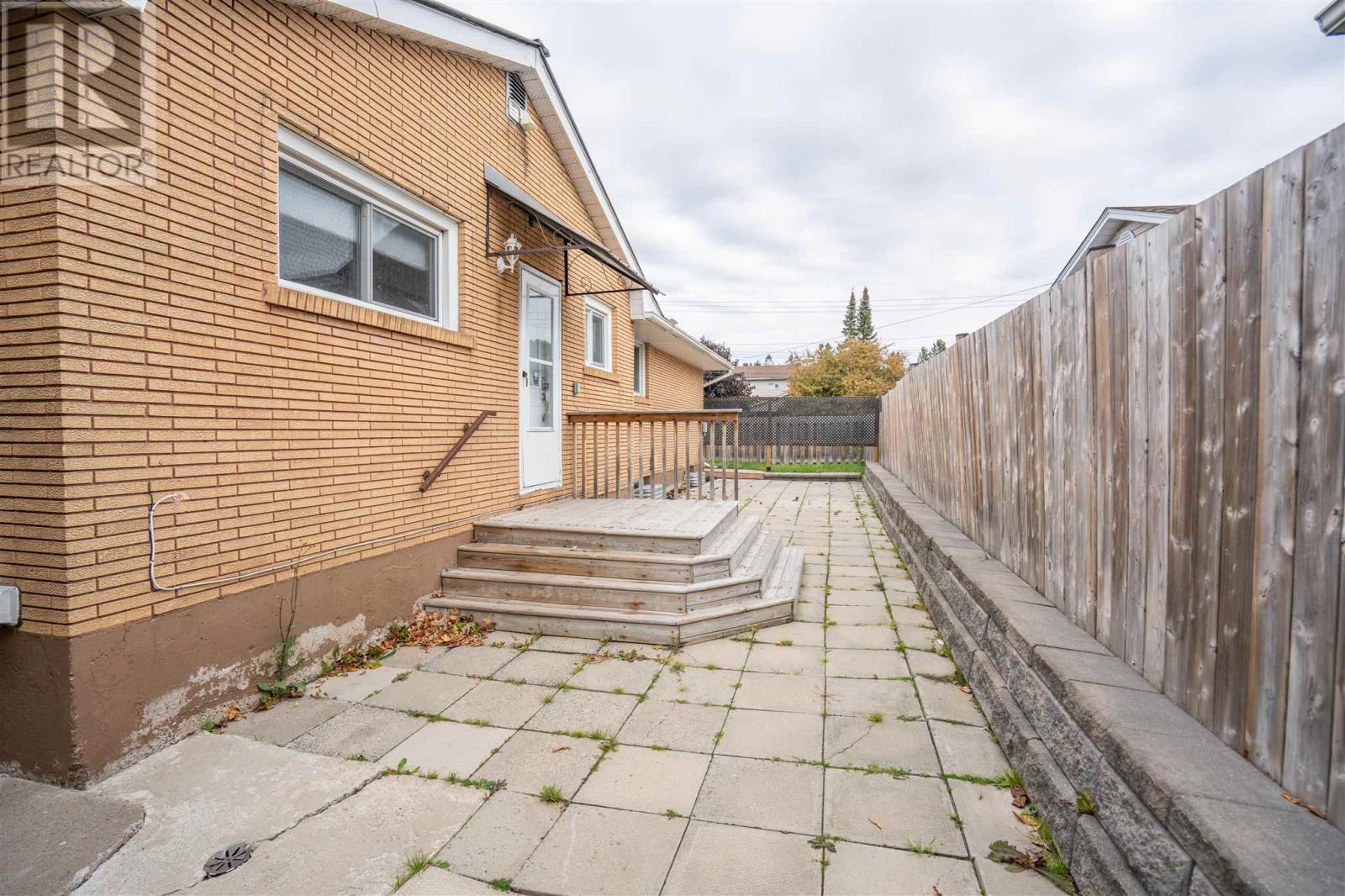 34 Routledge Ave, Sault Ste. Marie, Ontario  P6B 2X7 - Photo 13 - SM262806