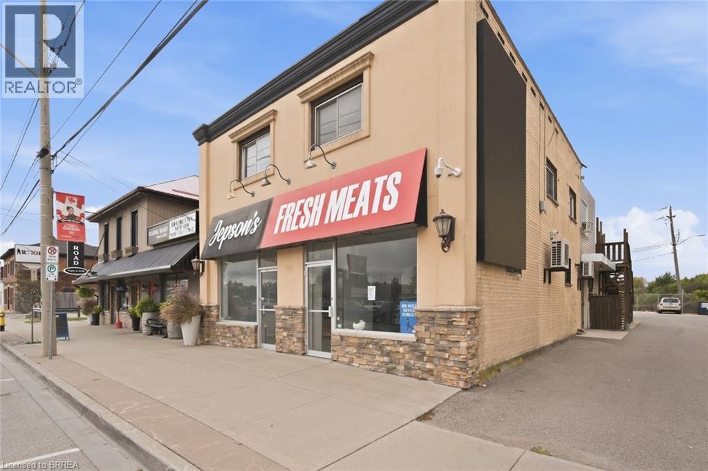 35 Main Street N, Hagersville, Ontario  N0A 1H0 - Photo 2 - 40861004