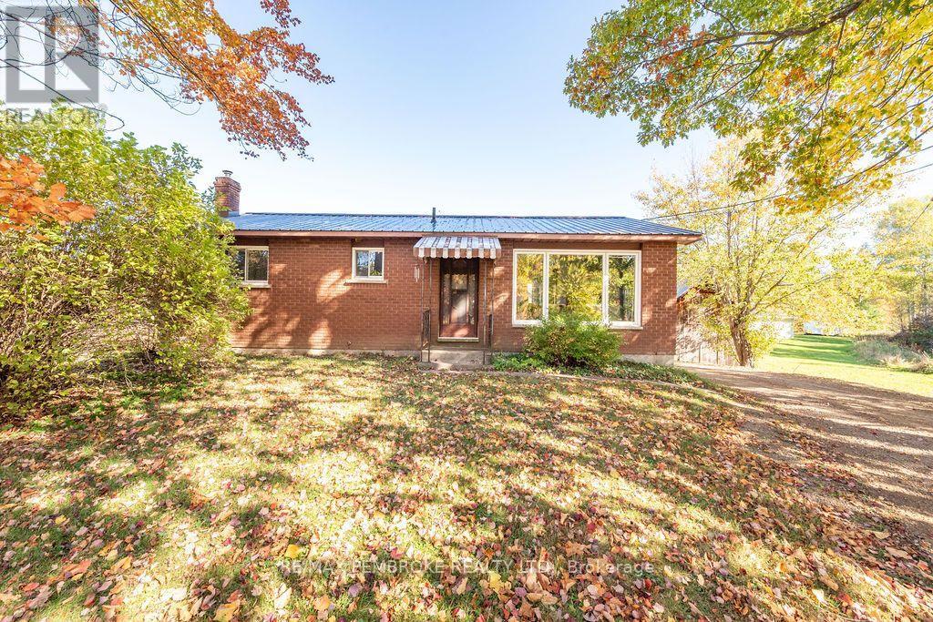 37800 41 Highway, North Algona Wilberforce, Ontario  K8A 6W4 - Photo 3 - X13875008