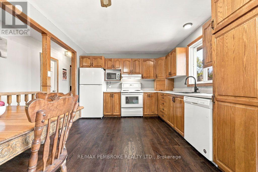 37800 41 Highway, North Algona Wilberforce, Ontario  K8A 6W4 - Photo 4 - X13875008
