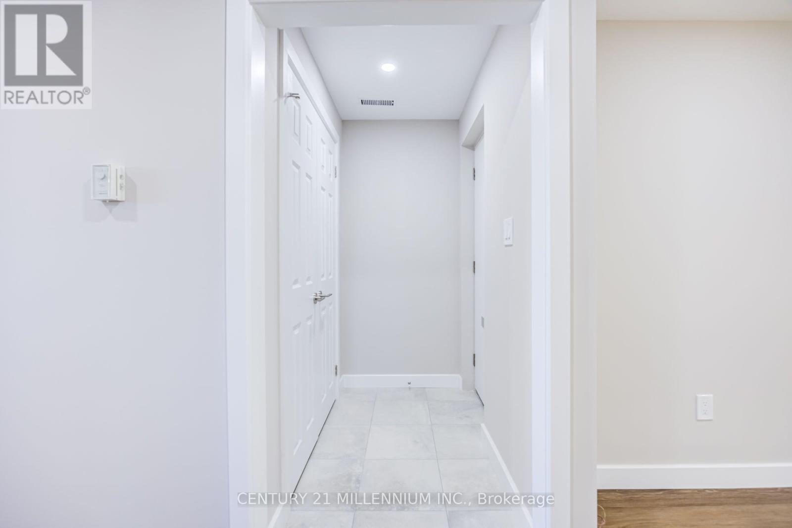 A - 58 Isabella Street, Brampton, Ontario  L6X 1R1 - Photo 2 - W13859062