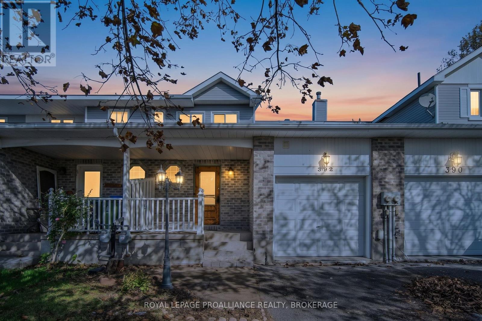 392 DAVIS DRIVE, Kingston, Ontario