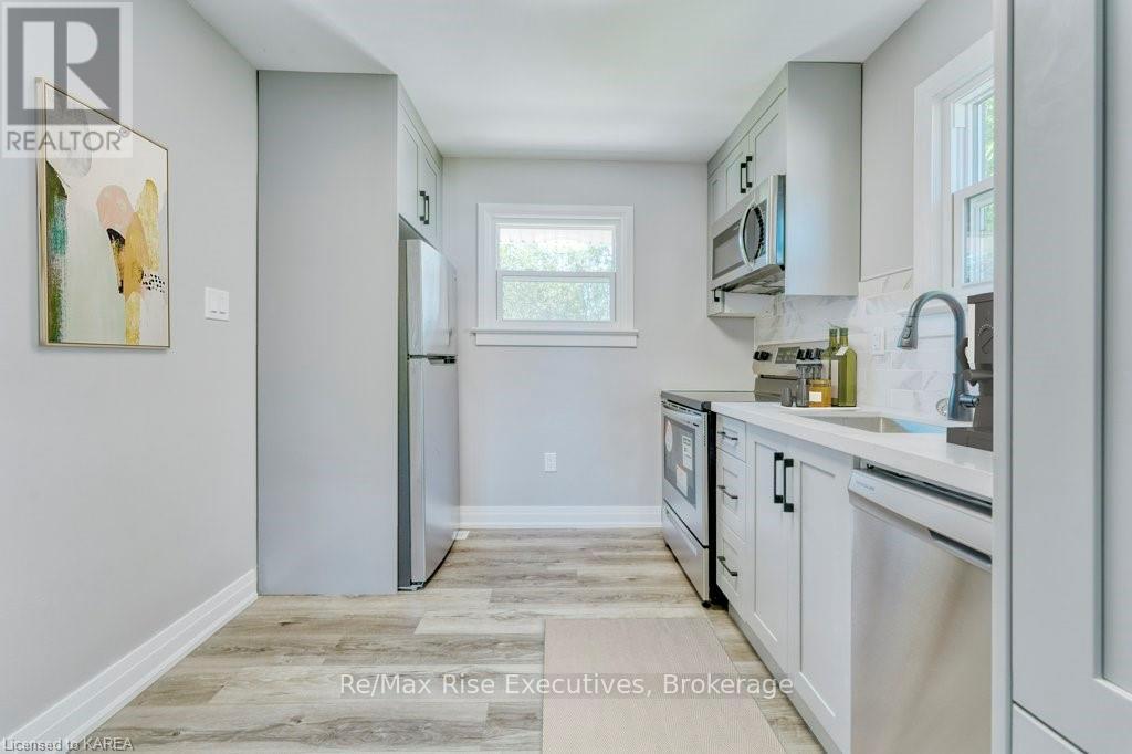 1640 Mary Street, Kingston, Ontario  K7M 5J1 - Photo 8 - X13875164
