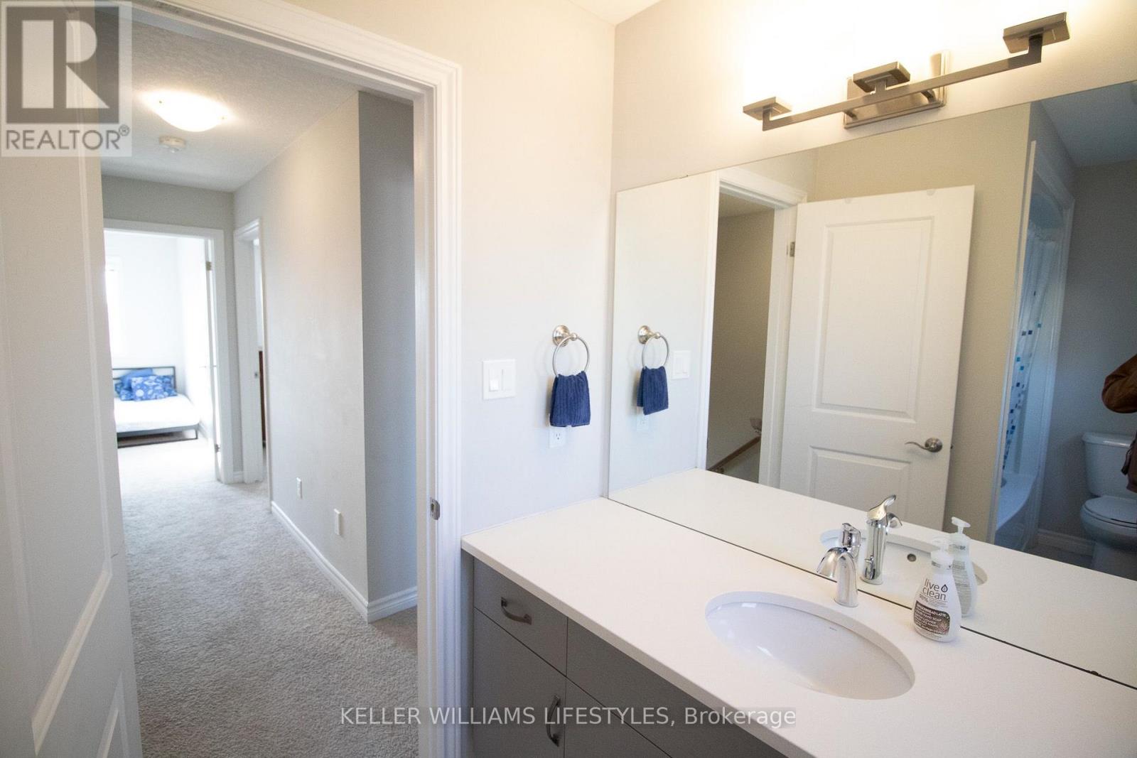 1866 Finley Crescent, London North, Ontario  N6G 0W4 - Photo 36 - X13875058
