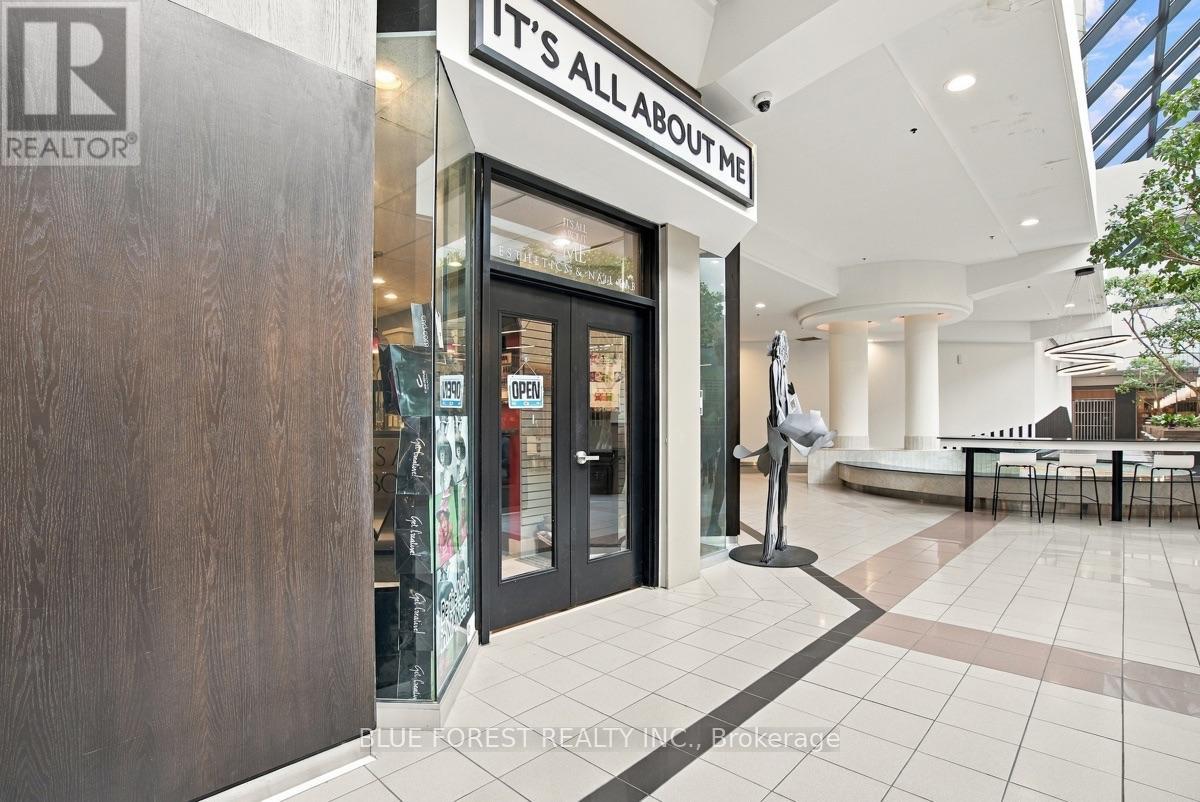 R57 - 142 Fullarton Street, London East, Ontario  N6A 0A4 - Photo 26 - X13875100