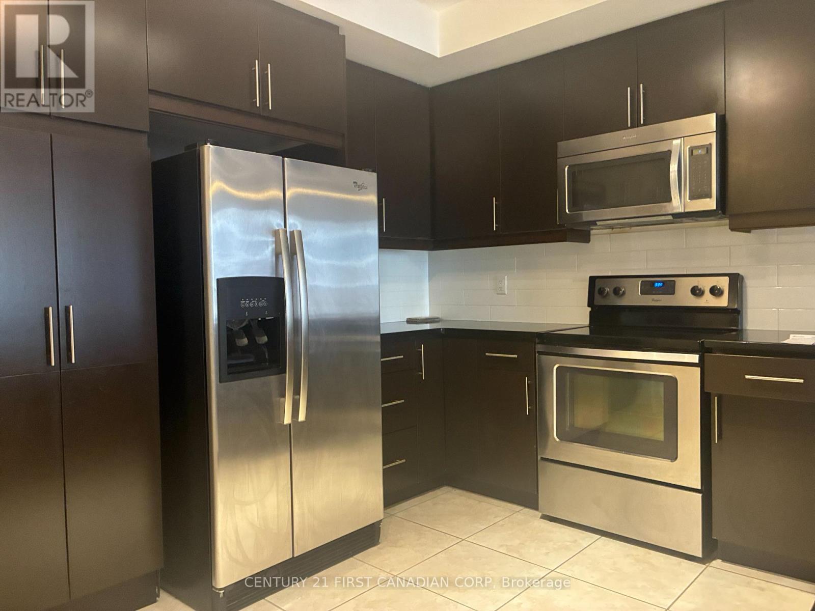 1602 - 330 Ridout Street, London East, Ontario  N6A 0A7 - Photo 2 - X13875126