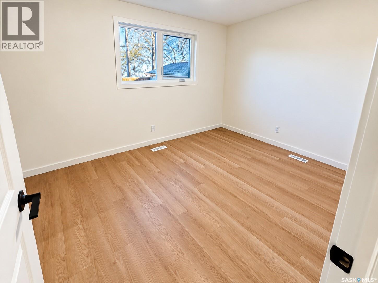 905b Argyle Avenue, Saskatoon, Saskatchewan  S7H 2V9 - Photo 7 - SK050674