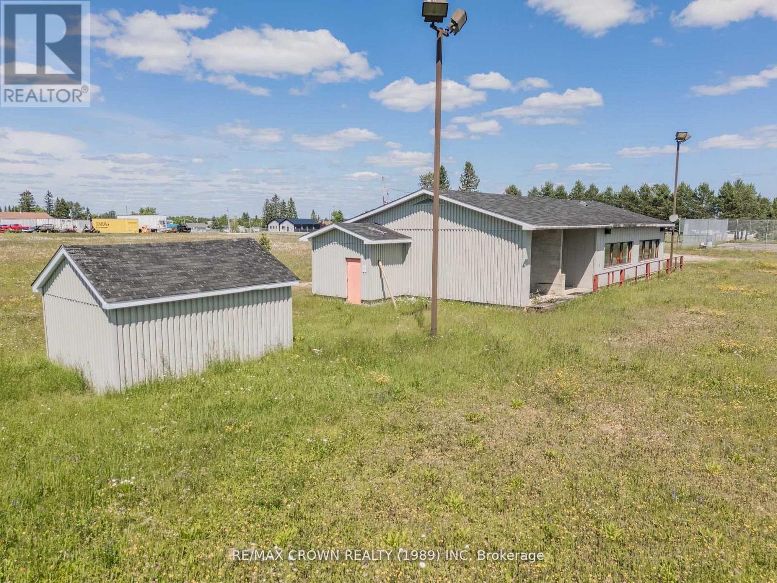 FAUQUIER - PT2 OF PT3 OF CR347 FILION STREET Kapuskasing (Fauquier) Ontario Canada P0L1G0 5