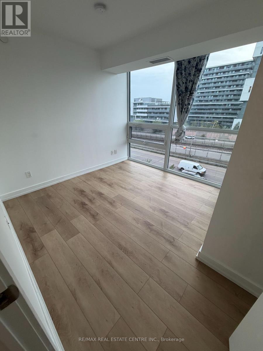 605 - 120 Varna Drive, Toronto, Ontario  M6A 0B3 - Photo 10 - C13872400