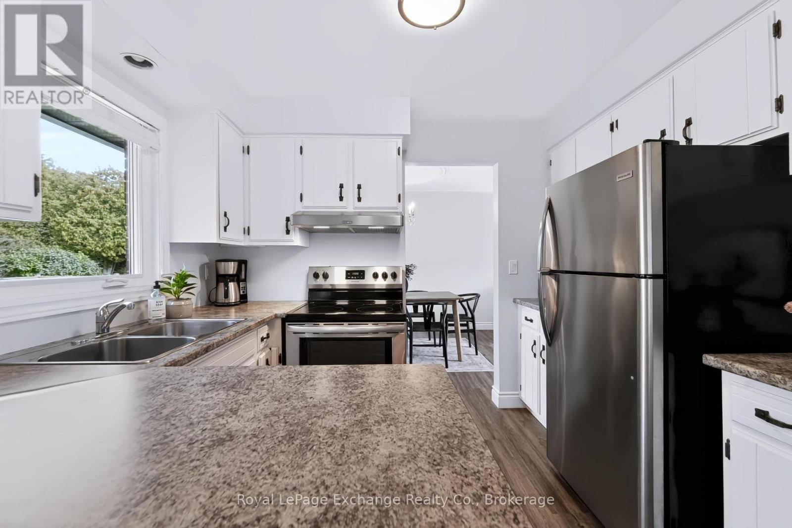 40 Golf Links Road, Kincardine, Ontario N2Z 1L1 - Photo 16 - X13875212