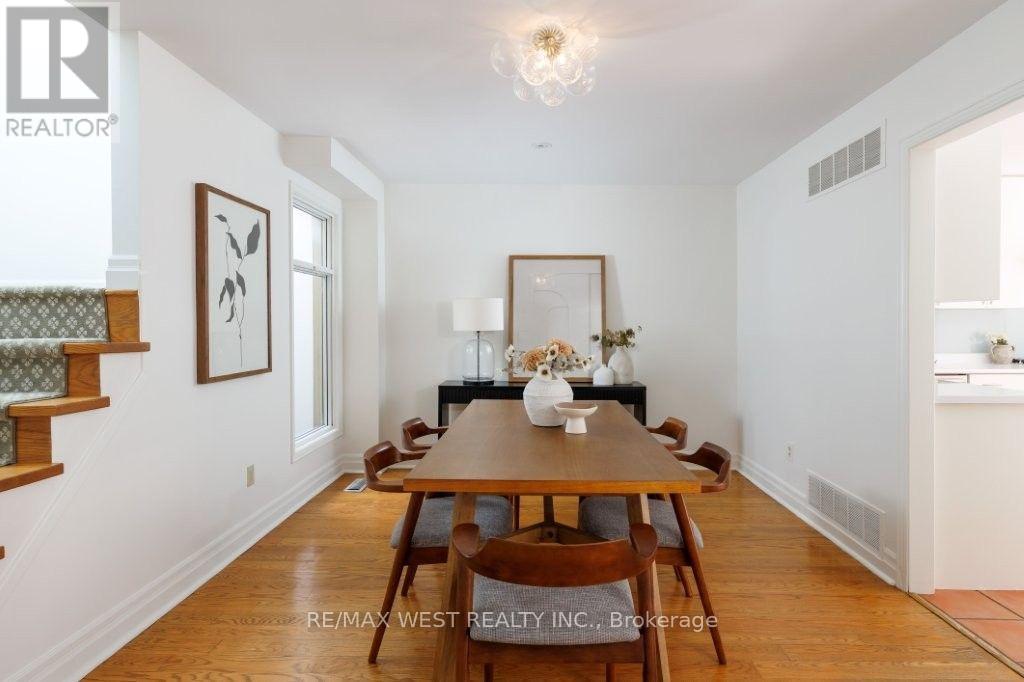 256 Erskine Avenue, Toronto (Mount Pleasant East), Ontario  M4P 1Z4 - Photo 7 - C13875188