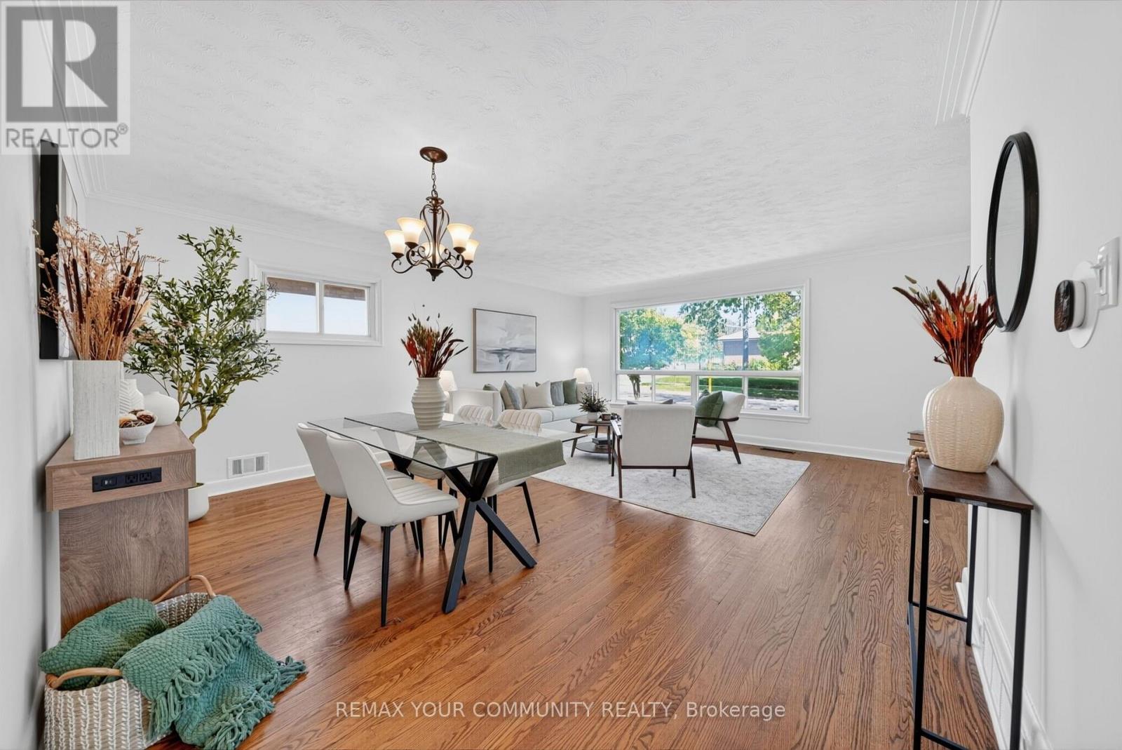 42 Beacon Road, Toronto (Dorset Park), Ontario  M1P 1G7 - Photo 4 - E13875086